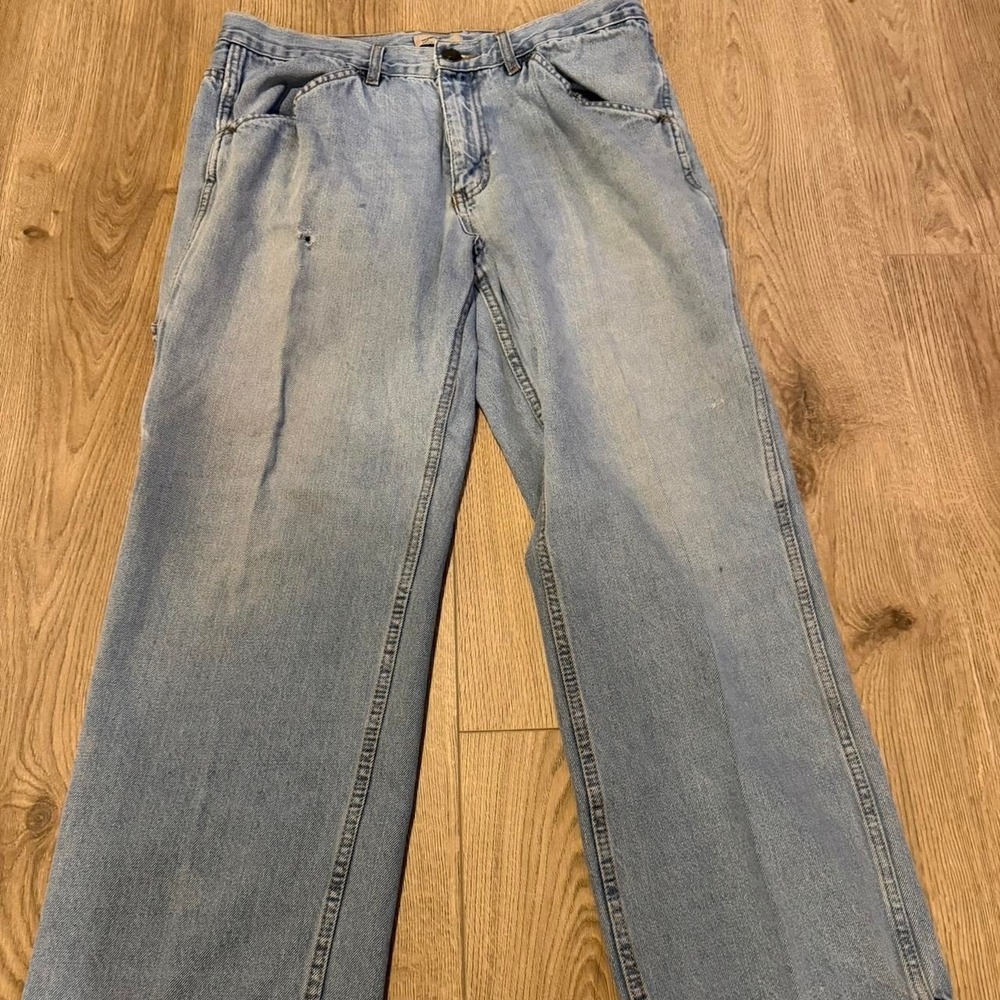 Blue mountain light blue jeans distressed 32" men